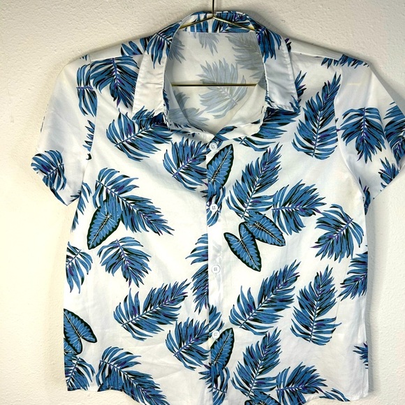 Boys 11/12 SHEIN Tropical Hawaiian Leaf Shirt Blue Green Short Sleeve Button Up - Picture 3 of 6